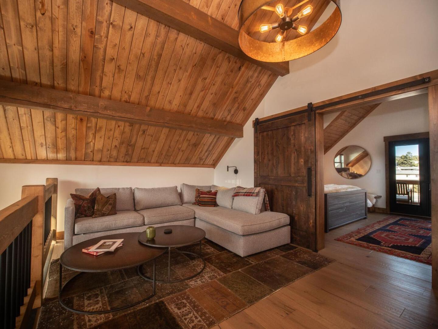 Chic Retreat Indoor Outdoor Fireplace, Private Jacuzzi, Great Location! Estes Park Habitación foto